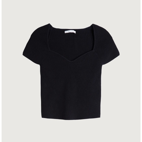 OAK + FORT Tops - NWT OAK + FORT Short Sleeve Sweetheart Sweater Size M Black